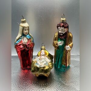 HOLY FAMILY POLONAISE COLLECTION